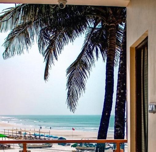 This Is It Beachfront - Rooms, Cafe & Events Арамбол Екстер'єр фото